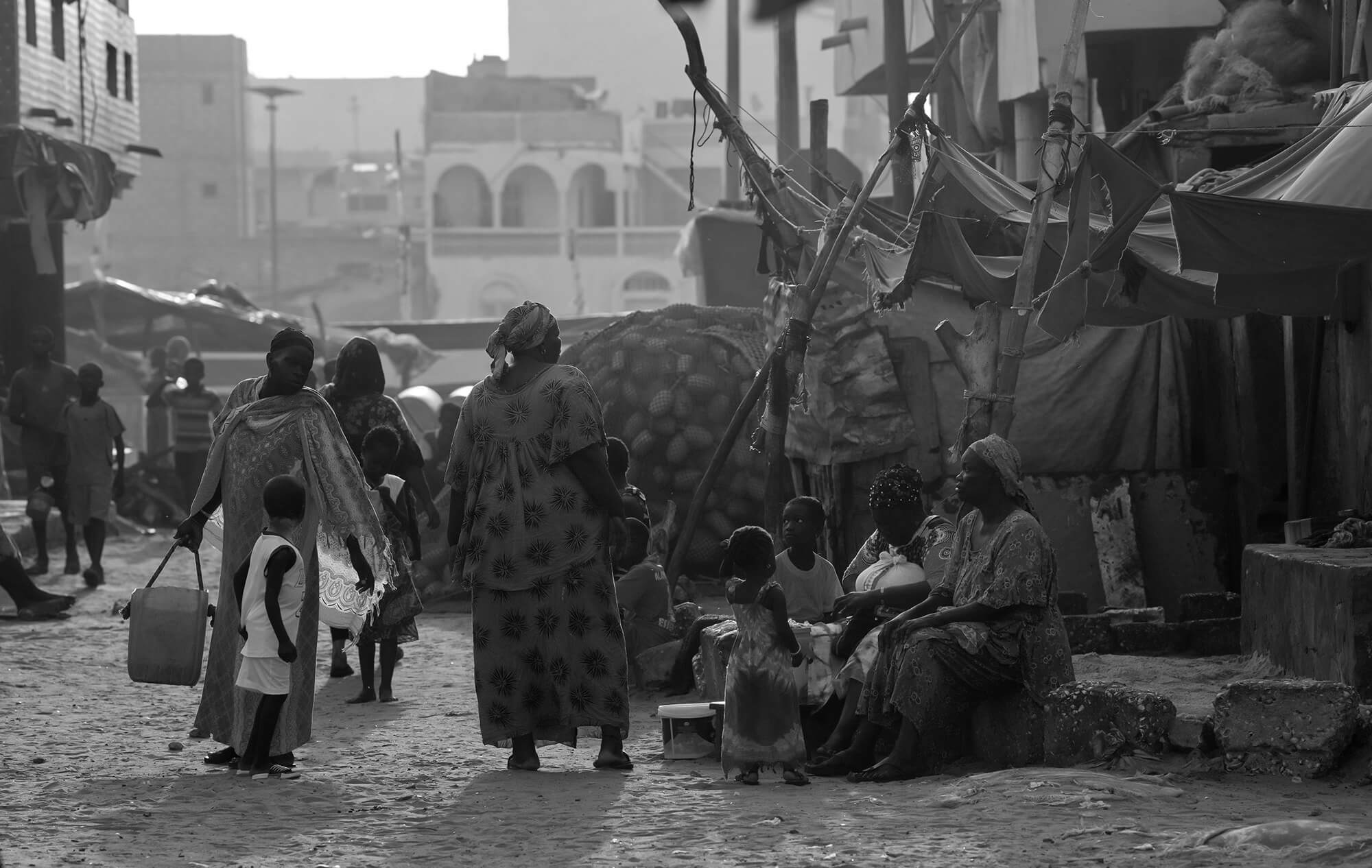 Social equity in the<br />
context of informality